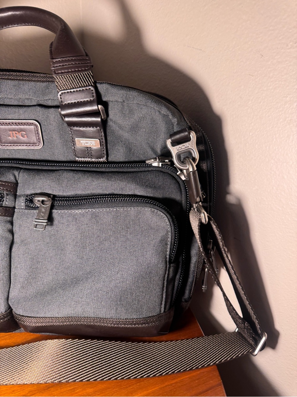 TUMI Alpha Bravo Andersen Slim Commuter Briefcase - Picture 5 of 12
